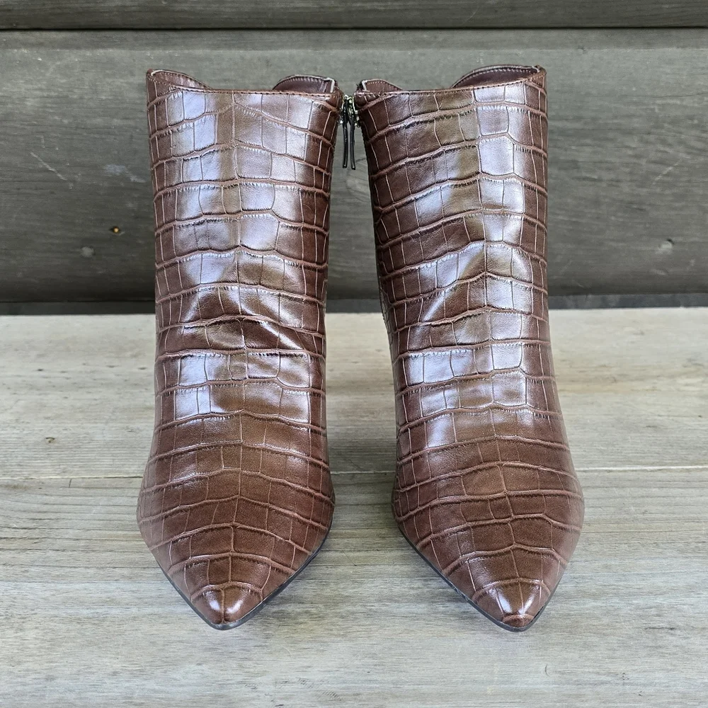 Nine West NEW Finny Y2K Office Siren Crocodile Pointy Toe Stiletto Bootie 8.5M